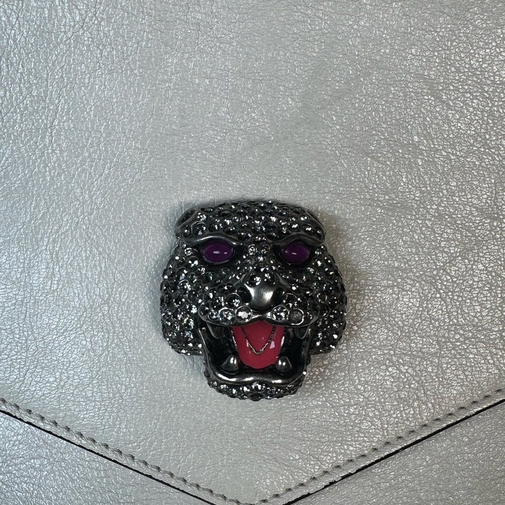 Authentic Gucci Thiara Double Sided Black and Gold GG Shoulder Bag - Picture 4 of 13